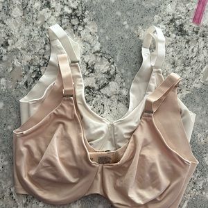 Soma 34D Vanishing Back Minimizer two bras white and cream color